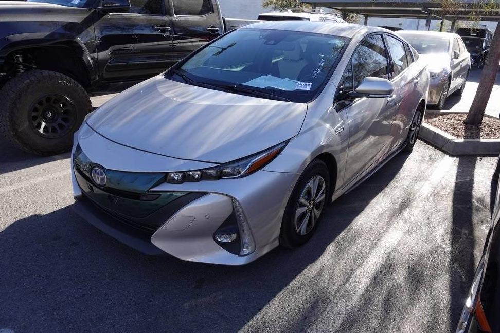 TOYOTA PRIUS PRIME 2017 JTDKARFP5H3022651 image